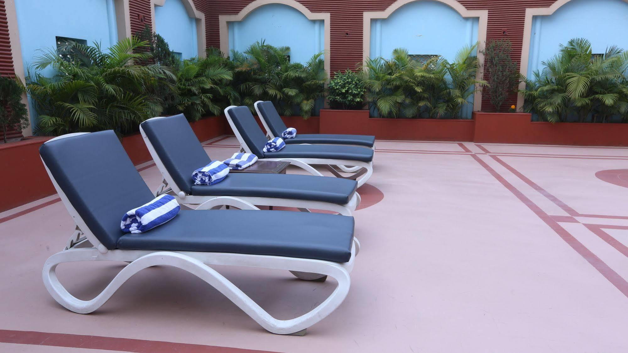 ดิ อมายา Hotel พาราณสี ภายนอก รูปภาพ